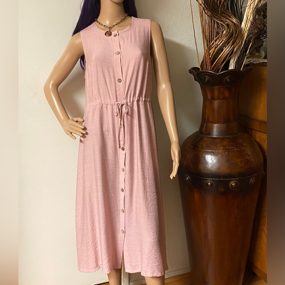 The Unbranded Brand Dresses & Skirts - Blush pink size Small sleeveless dress size M